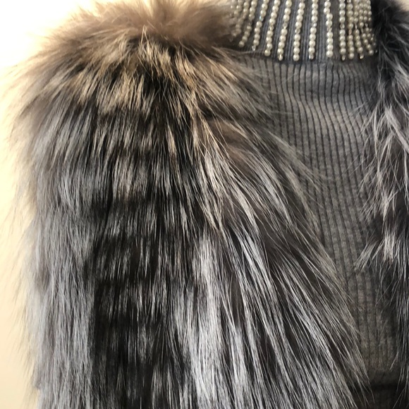 Real black fox fur maxi vest. - Picture 3 of 4